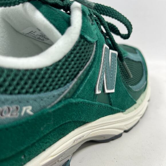 NEW BALANCE Sneakers M9 W10.5 2002R Mesh Classic Running Shoes Marsh Green White main image 4